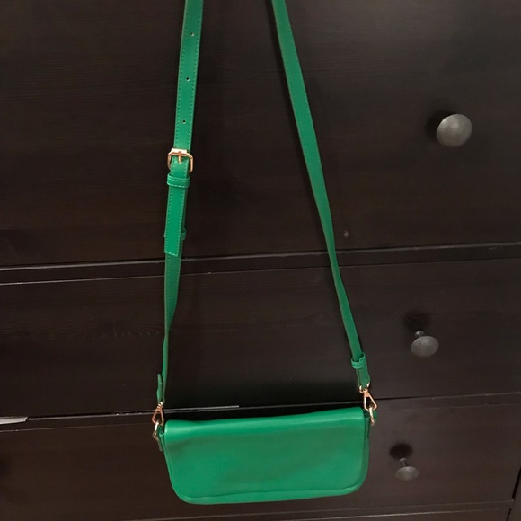 Old Navy Handbags - Green faux leather cross body purse / clutch